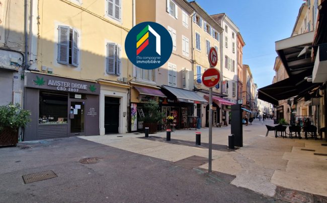 local-commercial-montelimar-2