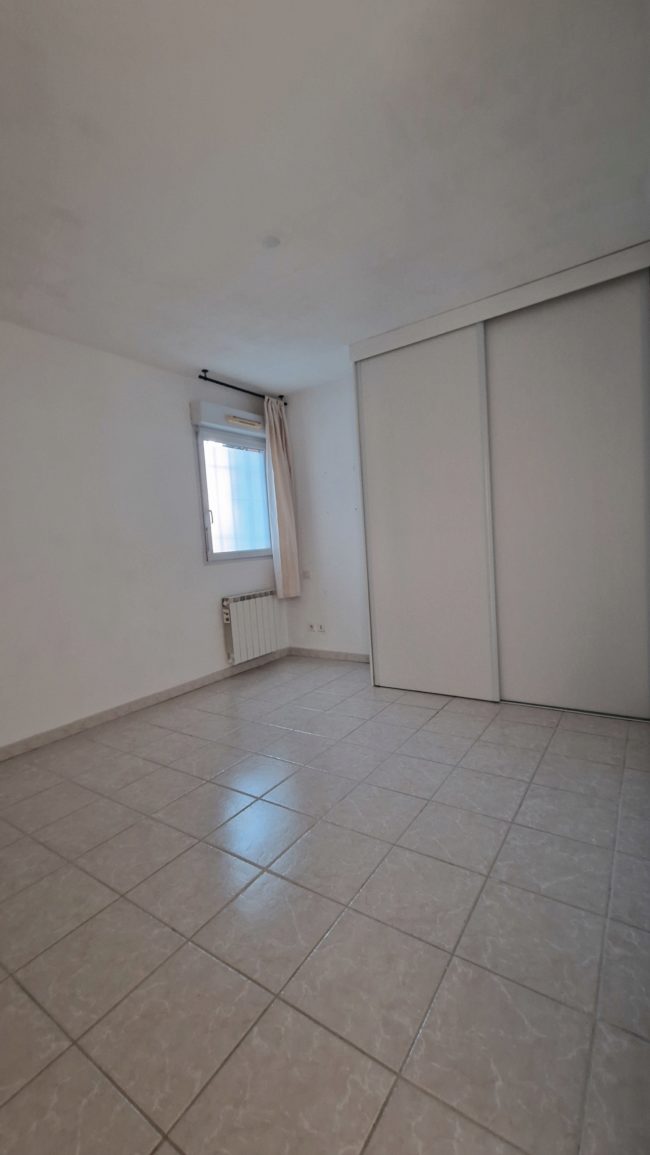 Appartement en rez-de-chaussée avec terrasse Nyons (Drôme)