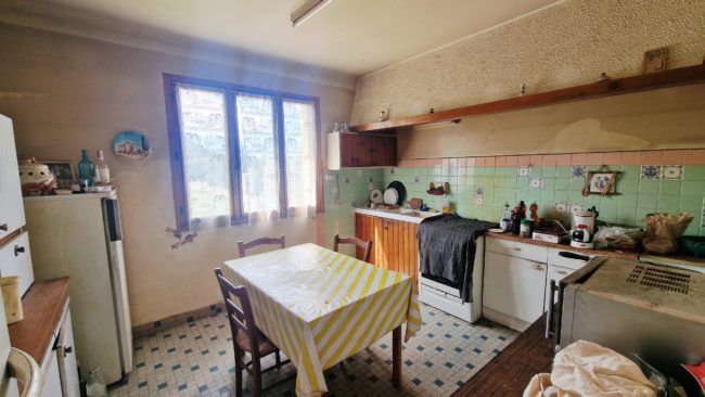 Cuisine de maison à vendre à Montbrison-sur-Lez proche Dieulefit