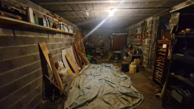 Garage de 32 m² dans cette maison à vendre à Montbrison-sur-Lez