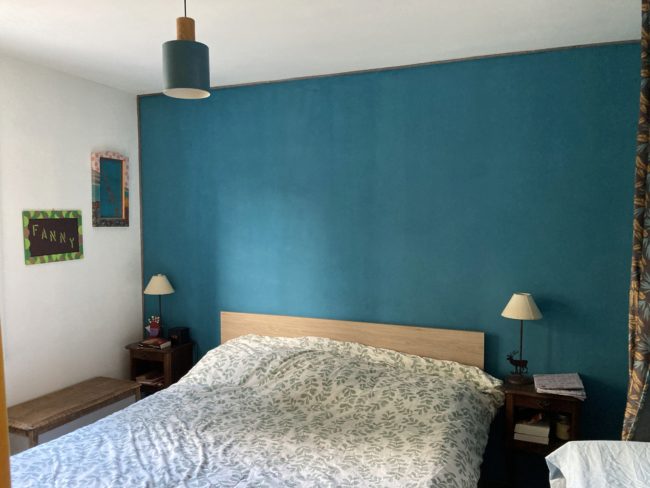 Chambre d’une maison vendue au Poët-Laval par Laurent Vasseur Immobilier