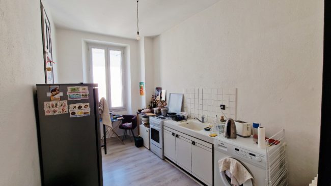 Cuisine de l’appartement de 40 m² à Bourdeaux
